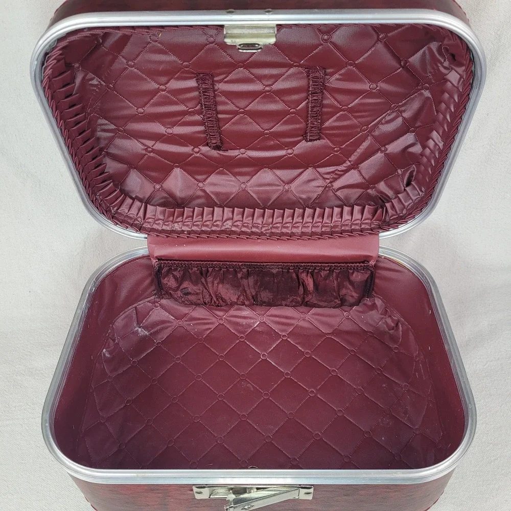 Vintage Burgundy Faux Leather Train Case Vanity Makeup Box Mid Century Travel